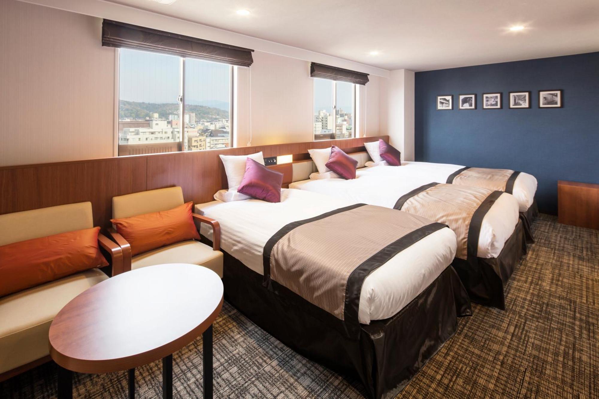 Hotel Mystays Kanazawa Castle Екстер'єр фото