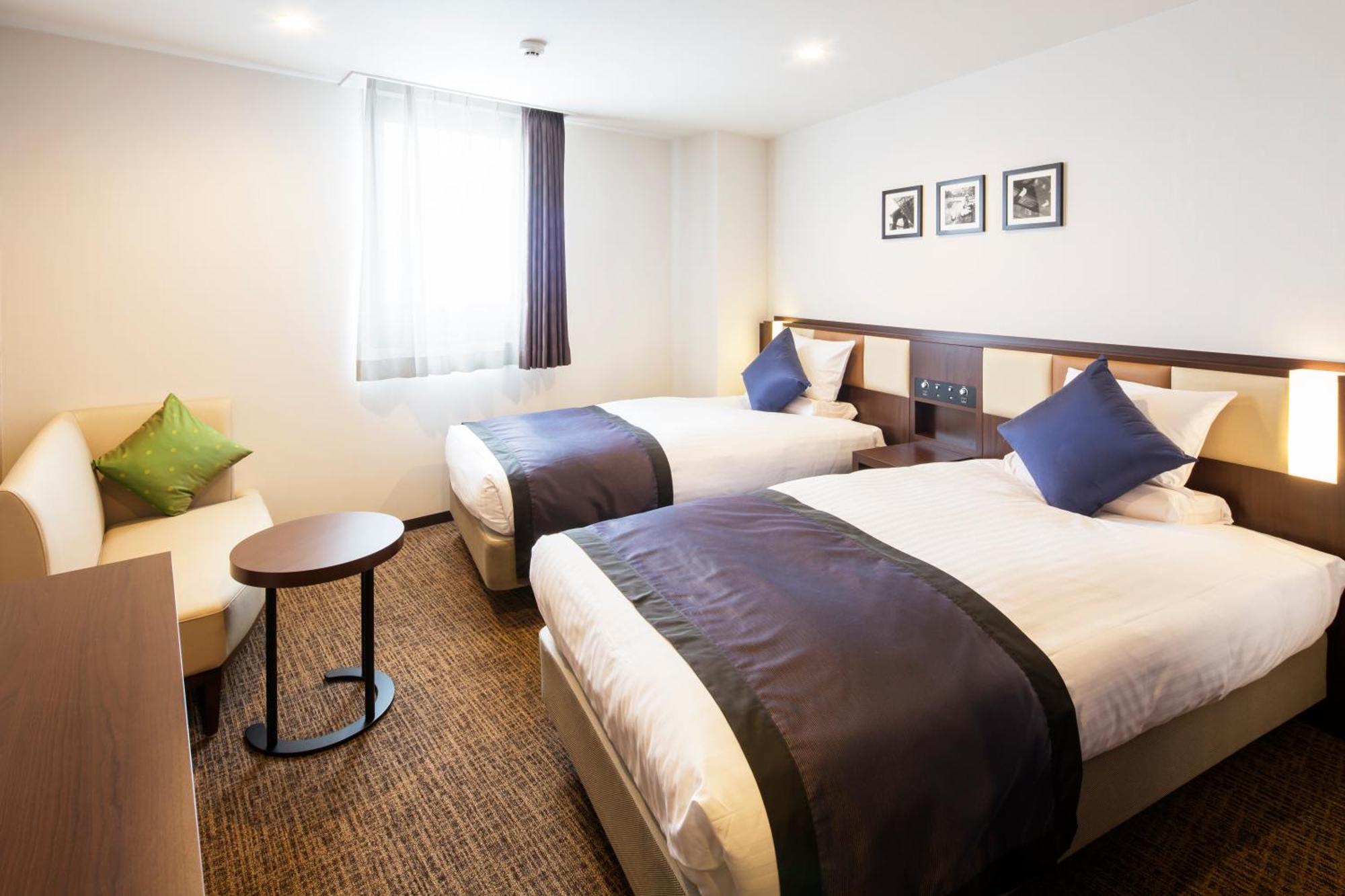 Hotel Mystays Kanazawa Castle Екстер'єр фото
